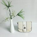 shoulder bag white small with clock